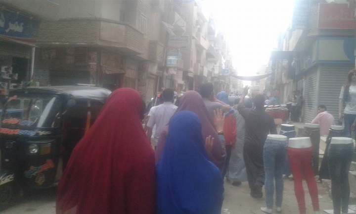 مظاهرات بسمالوط تطالب السيسي بطرح أمر الجزيرتين للاستفتاء الشعبي
