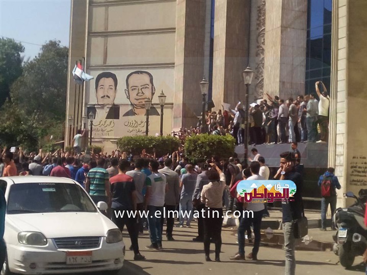 عاجل بالصور .. تجمهر أمام نقابة الصحفيين