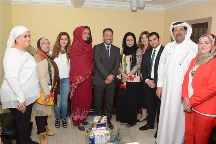 منتدى المرأة العربية والإفريقيةيكرم ”القاسمي” بمناسبة اليوم العالمي للمرأة