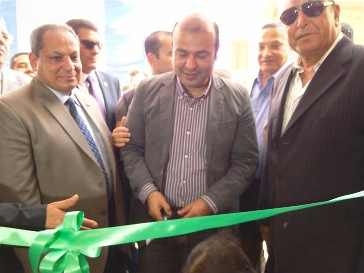 بالصور.. وزير التموين يفتتح أولى مشروعات ”جمعيتى” فى المنيا