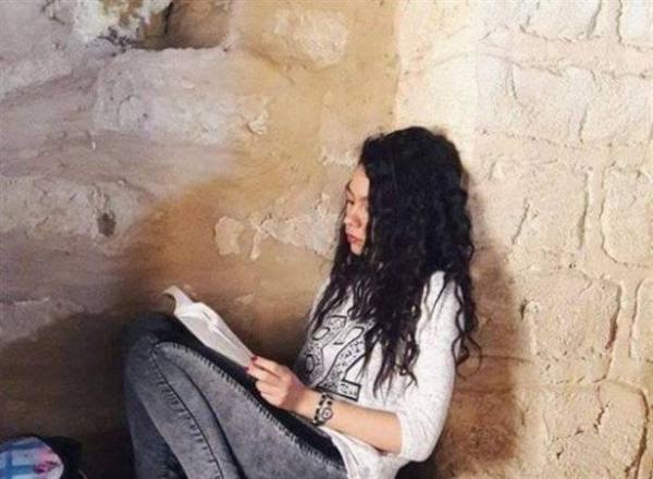 فتاة أردنية تنتحر وتترك رسالة تهز العالم