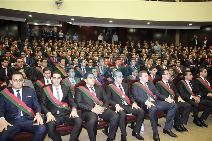 بالصور.. معاونوا النيابة العامة دفعة 2013 يؤدون اليمين أمام وزير العدل .