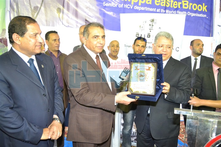 بالصور.. الغربية تحتفل بخلو قرية « ميت بدر حلاوة» من فيروس سى