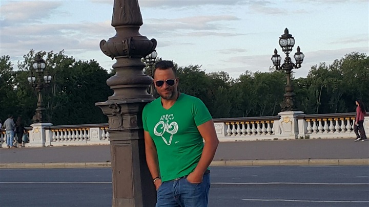بالصور.. ماجد المصري في جولة تصوير بباريس 