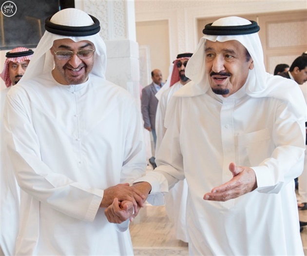 بالصور.. أول ظهور للعاهل السعودي داخل قصره في المغرب