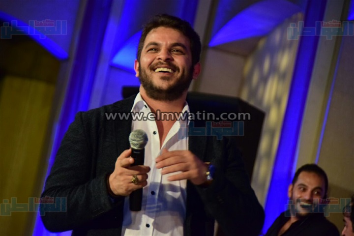 بالصور.. محمد رشاد يحيي حفل تخرج "فنون تطبيقية" بالأوبرا