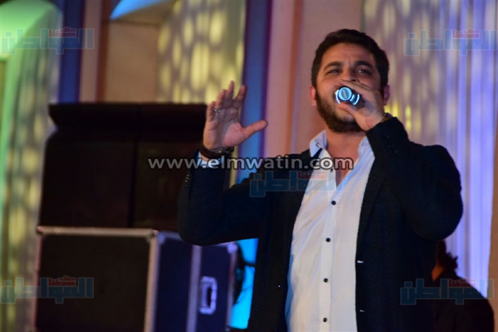 بالصور.. محمد رشاد يحيي حفل تخرج "فنون تطبيقية" بالأوبرا