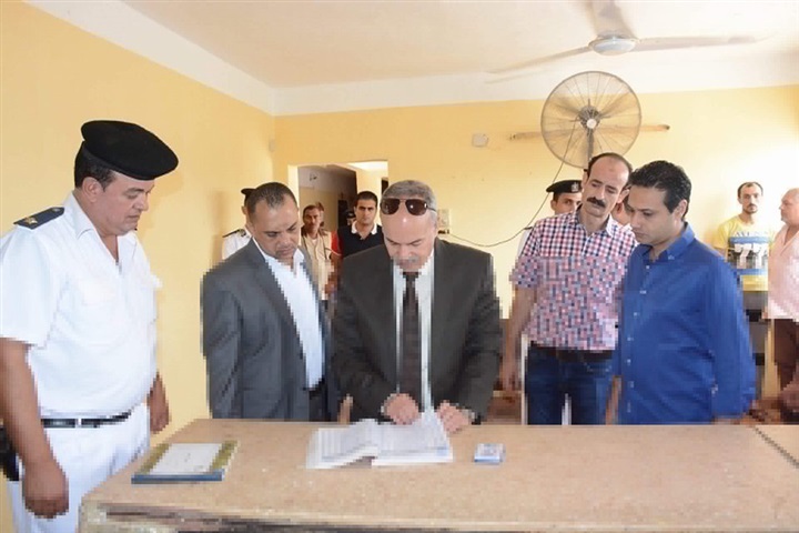 بالصور.. مدير أمن بورسعيد يتفقد كمين «المعاهدة» وقسم شرطة الجنوب