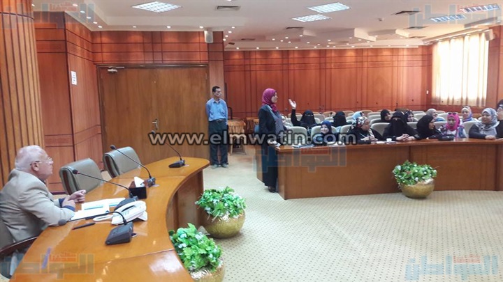 محافظ بورسعيد يؤكد علي أهمية دور الرائدات الريفيات مجتمعياً