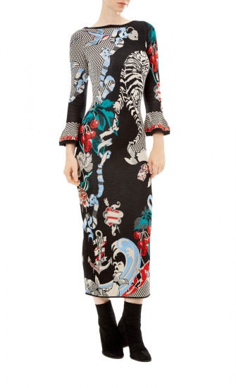 بالصور.. أزياء المحجبات من Temperley London