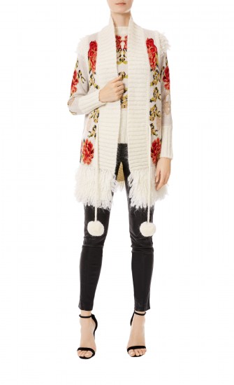 بالصور.. أزياء المحجبات من Temperley London