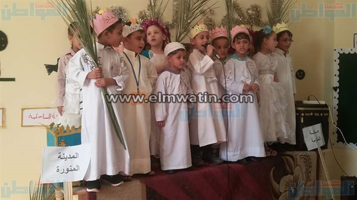 بالصور.. احتفال مدرسة بالعام الهجري الجديد في سوهاج