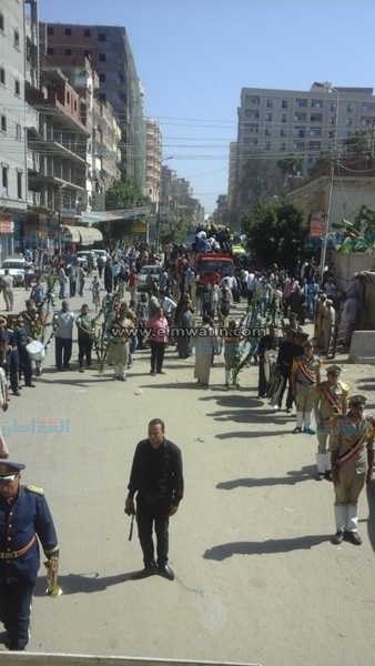 بالصور.. أهالي البحيرة يشيعون جثامين شهداء الشرطة بالعريش