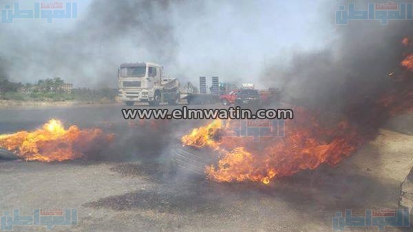 بالصور.. مواطن يشكو من تهالك كوبري «غيته» في «بلبيس»