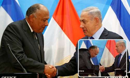 بالصور.. شخصيات بارزة وقعوا في فخ «الفبركة»   