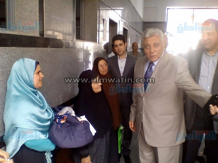 بالفيديو والصور.. الكشف على 1800 مواطن بقافلة طبية لأمن البحيرة 