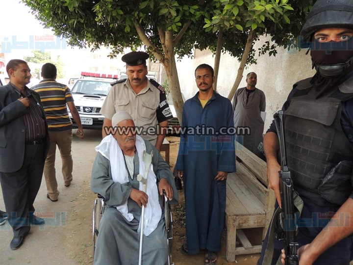 بالصور.. مدير أمن المنيا في جولة مفاجئة بمراكز شمال المحافظة 