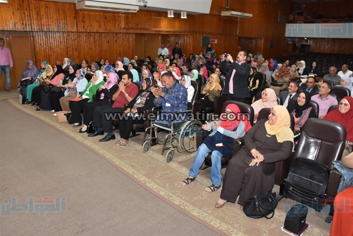 بالصور.. "اثبتي قوتك" ندوة لمشاركة المرأة في المجالس المحلية بأسيوط