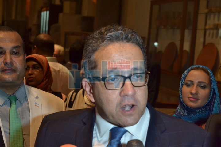 بالفيديو.. افتتاح معرض المضبوطات الأثرية الأول