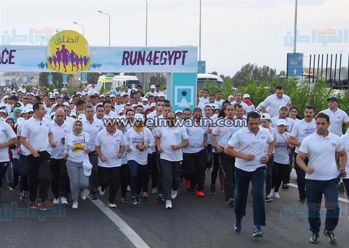 السيسي يشارك ماراثون السلام بشرم الشيخ