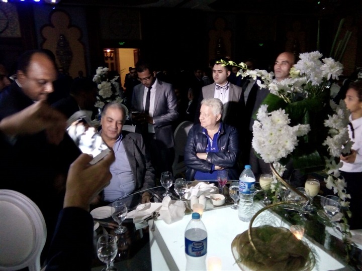 بالصور.. مرتضى منصور في حفل زفاف باسم مرسي
