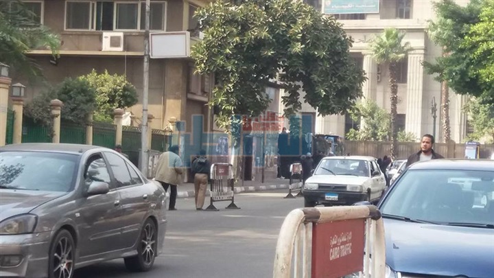 بالصور.. تكثيف أمني في محيط نقابة الصحفيين بعد الحكم على "قلاش"