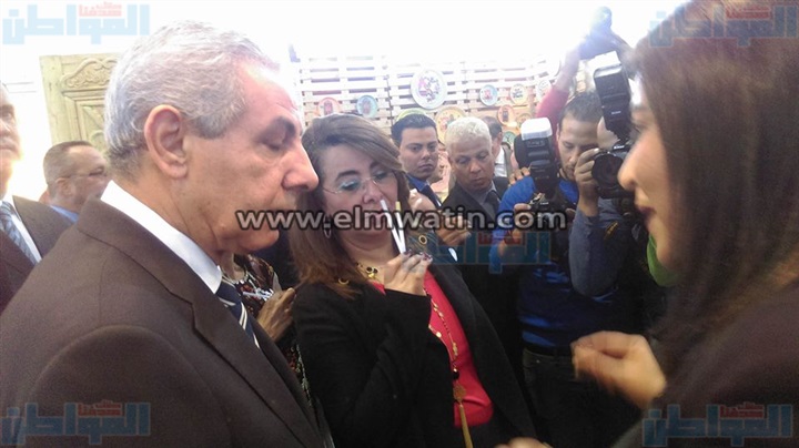 والي: تدعو المصريين لمعرض الصناعات اليدوية وتشجيع منتج بلدهم