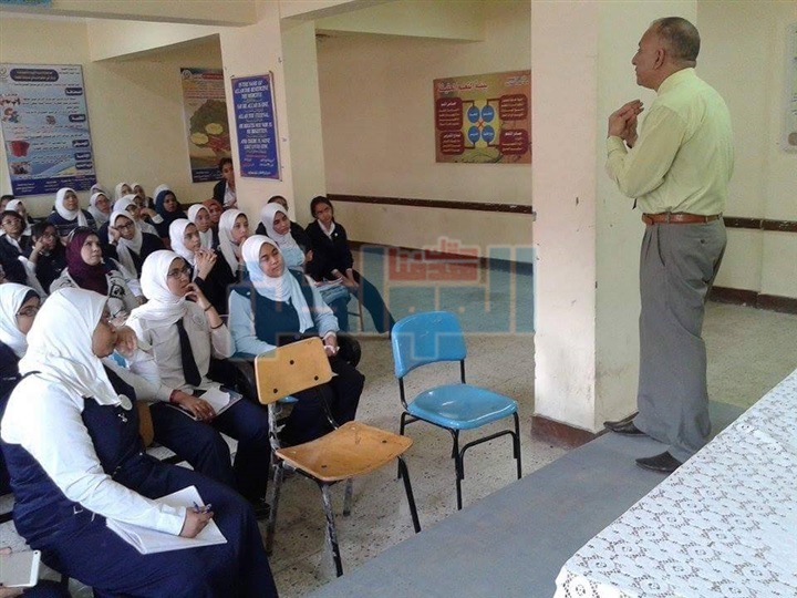 "ثقافة الطفل" بسوهاج يناقش خطورة مواقع التواصل على نفسية الأبناء