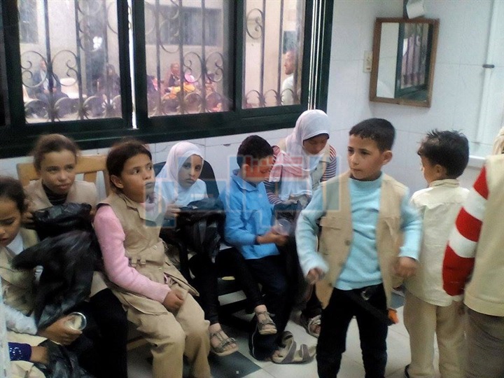 بالصور.. إصابة 50 تلميذ بمدرسة "سالم الزئبق" بالبحيرة 