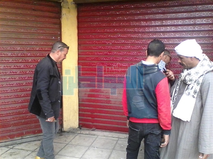 غلق وتشميع 35 وحدة تجارية خلال حملة بأكتوبر 