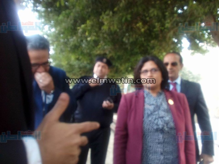 بالفيديو.. وزير الآثار يصل شارع باب الفتوح برفقة "منى جاد الله"