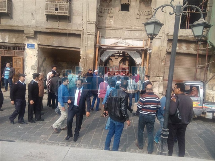بالصور.. أهم المناطق التي تفقدها وزير الآثار بشارع المعز