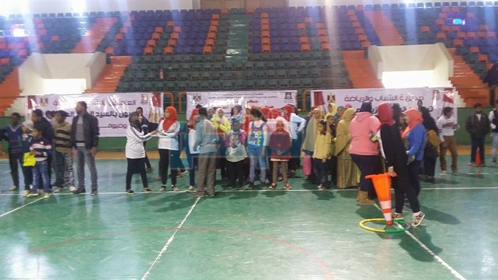 بالصور.. "الشباب والرياضة" بالوادي تنظم مهرجان لذوي الاحتياجات الخاصة