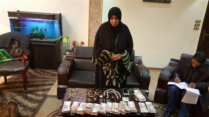 القبض على خادمة لسرقتها مشغولات ذهبية بمدينة نصر