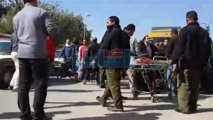 جرار زراعي يدهس سيدة ويفر هاربا بأزهر أسيوط