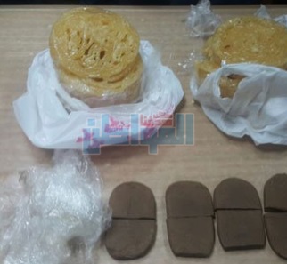 مطار برج العرب يحبط محاولة تهريب "ترامادول" بالفول السوداني