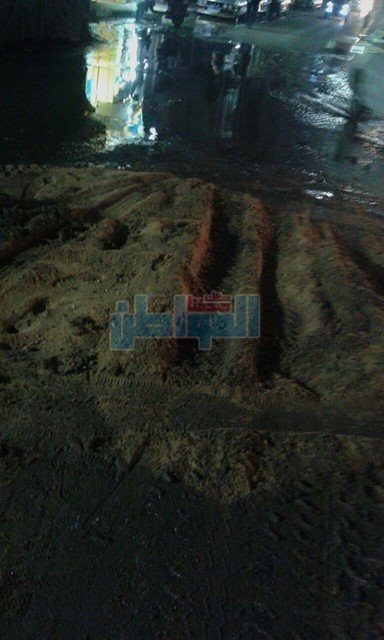 بالصور.. كثافات مرورية حادة أعلى كوبري الجيش بسبب مد كابلات كهربائية