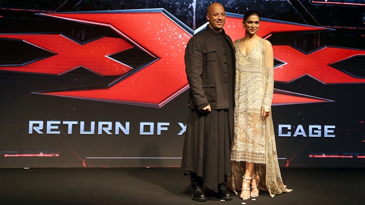 بالصور.. فين ديزل يروج لفيلم "xXx" بالزي الهندي 