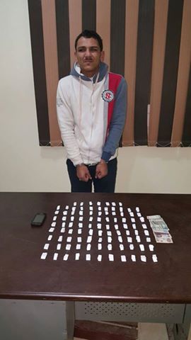 ضبط عاطل بحوزته 105 تذكرة هيروين ومبلغ مالي بسمالوط