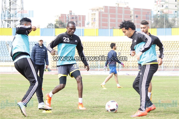 بالصور.. الإسماعيلي يختتم تدريباته استعدادا للأهلي 