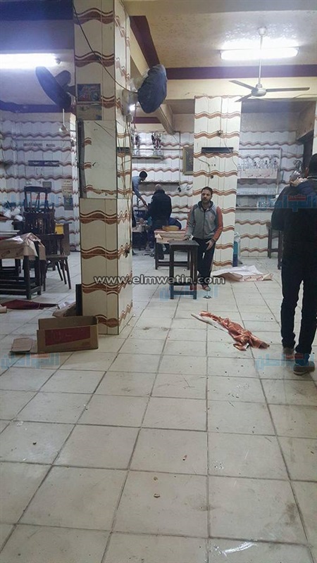 بالصور.. حملة ليلية على الكافيهات وإزالة الإشغالات بشارع فيصل واللبيني