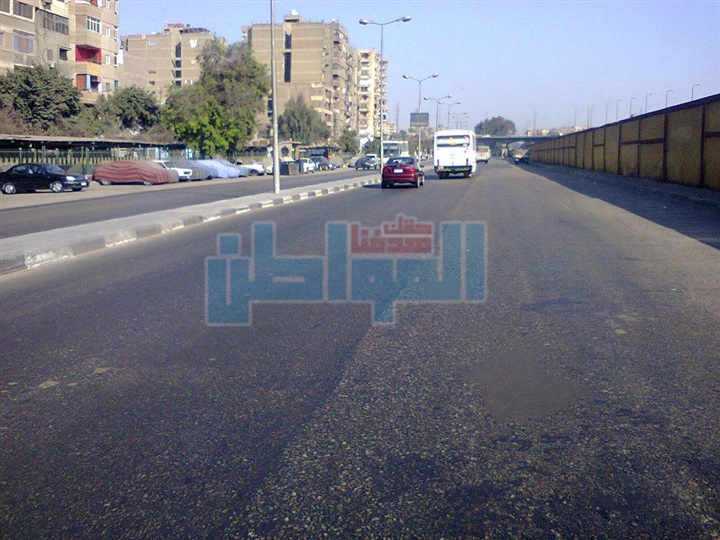 بالصور.. حملة مكبرة لإزالة الإشغالات بحي الساحل