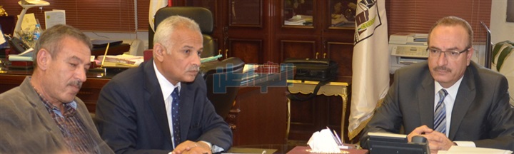 "حبيب" يبحث تنفيذ مشروعات صرف صحي بالقرى مع مسئولي مياه الشرب ببني سويف