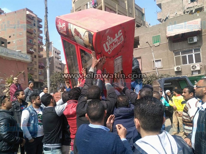 بالفيديو والصور.. رئيس حي السلام أول يشن حملة تفتيشية على اللحوم الغير صالحة