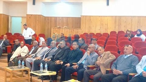 بالصور.. لجنة وزارية لتقييم الفائز بمسابقة البرلمان المدرسية بالوادي الجديد