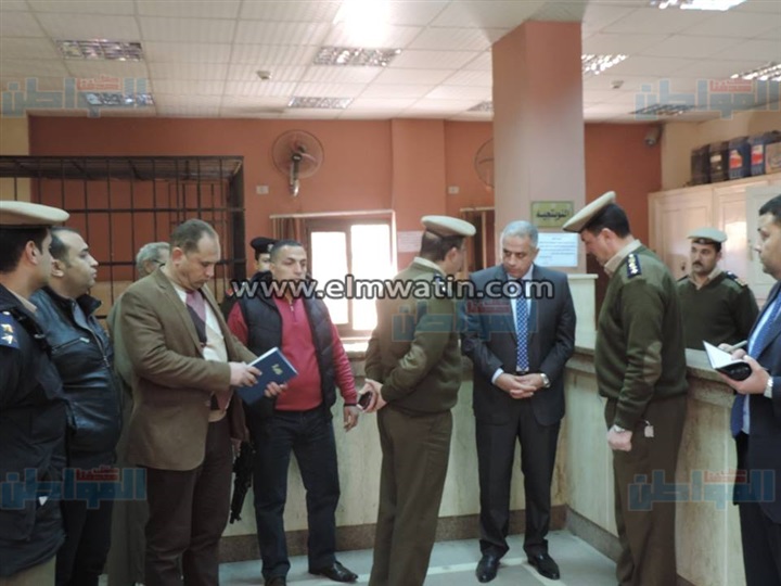 مدير أمن الفيوم لضباطه: اليقظة وحسن التعامل مع المواطنين ومراعاة حقوق الإنسان