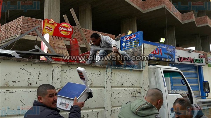 بالصور.. قطاع هضبة الأهرام يواصل حملاته ضد الإشغالات والمخالفات