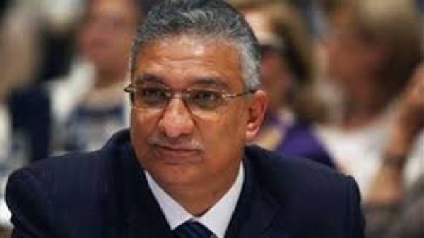 أحمد زكي بدر: الفساد