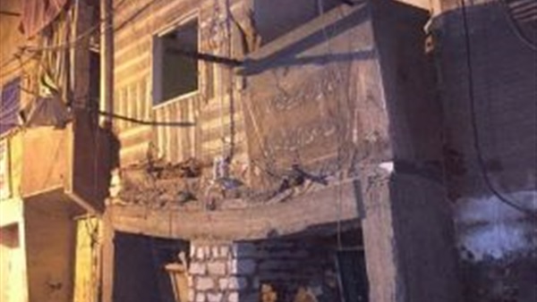 ​إنهيار عقار بمنطقة