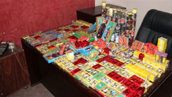ضبط 2000 صاروخ ناري
